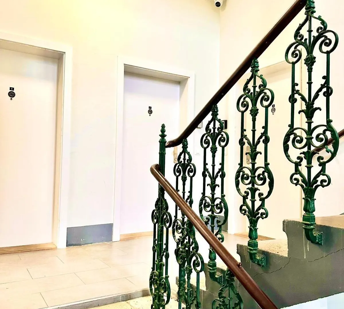 Laxenburger City Apartments - Only 8Min To City Center Vienna