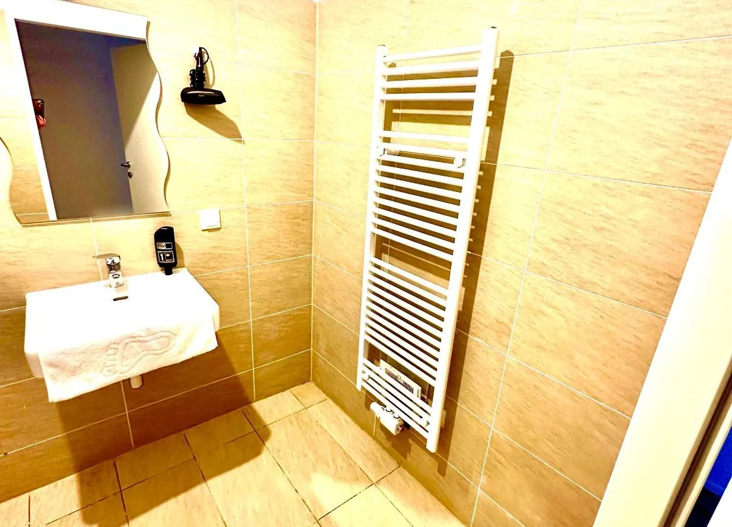Laxenburger City Apartments - Only 8Min To City Center Viena
