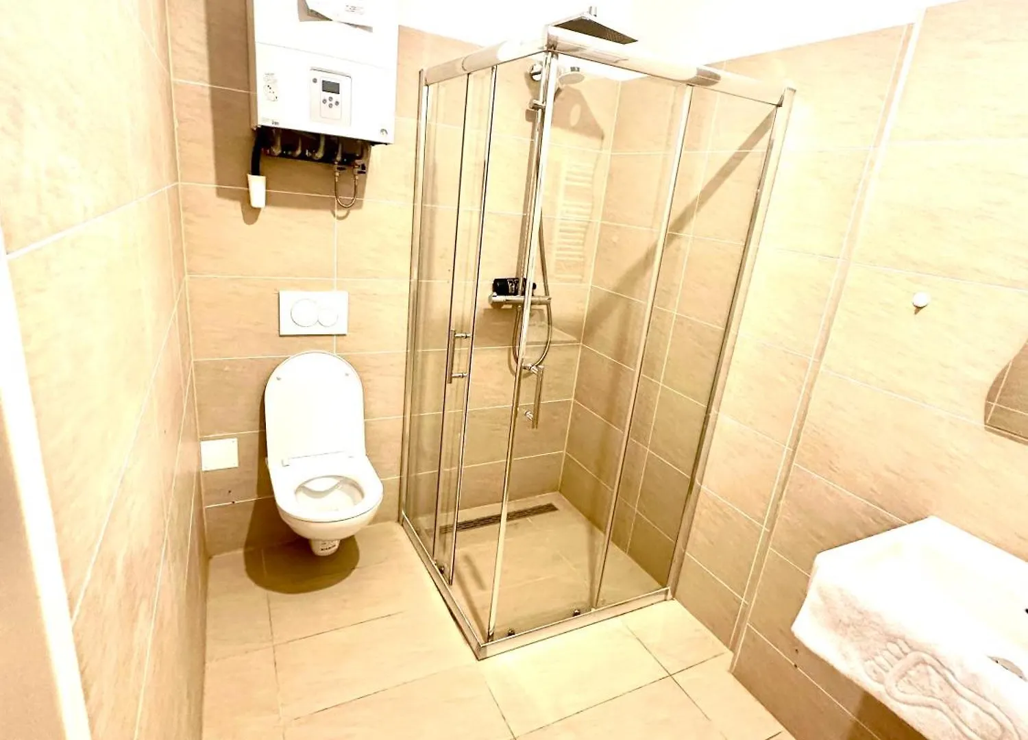 Laxenburger City Apartments - Only 8Min To City Center Viena